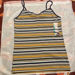 Clinch front fitted top